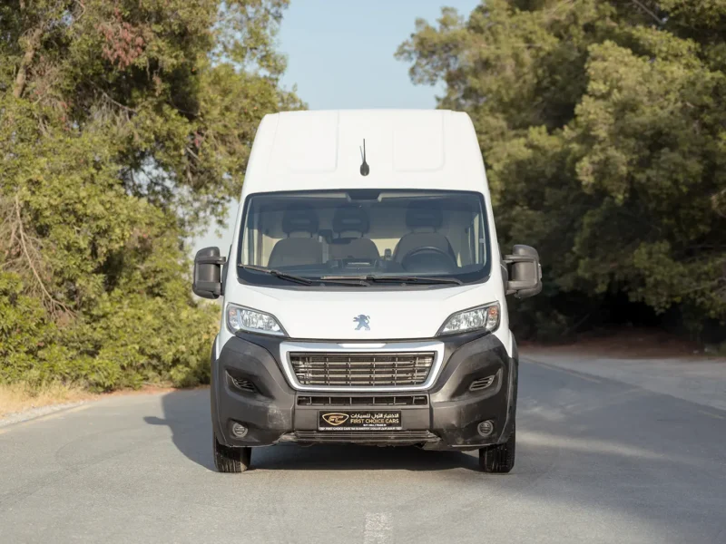 2022 Peugeot Boxer L4H3 2.2 Litres 4 Cylinders Diesel Engine White Black Panel Van GCC Specs