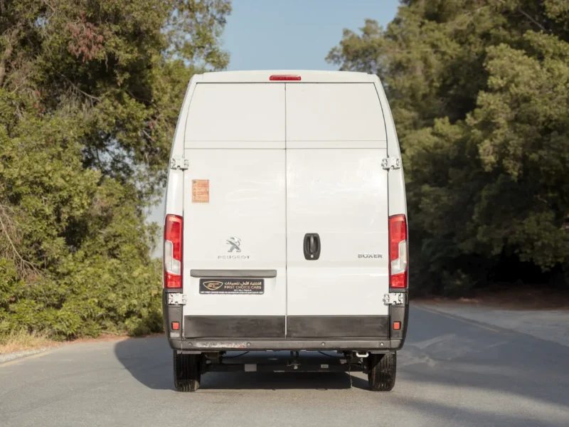 2022 Peugeot Boxer L4H3 2.2 Litres 4 Cylinders Diesel Engine White Black Panel Van GCC Specs