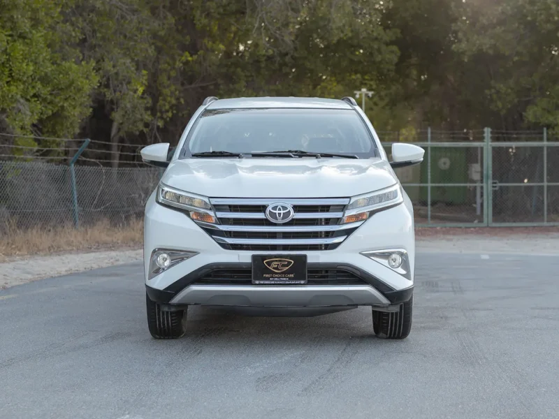 2022 Toyota Rush EX 1.5 Litres 4 Cylinders Petrol Engine White Grey SUV GCC Specs