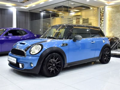2013 MINI Cooper Cooper S 4 Cylinders Petrol Engine Blue Black Hatchback GCC Specs Automatic