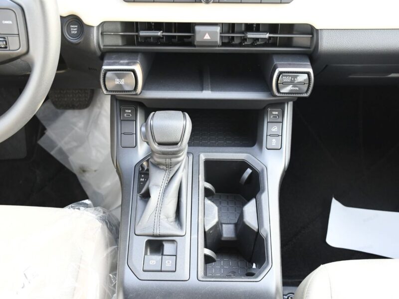 2026 Toyota Rav 4 LE 2.0 Litres V4 Petrol Engine Black Beige Sedan GCC Specs Automatic