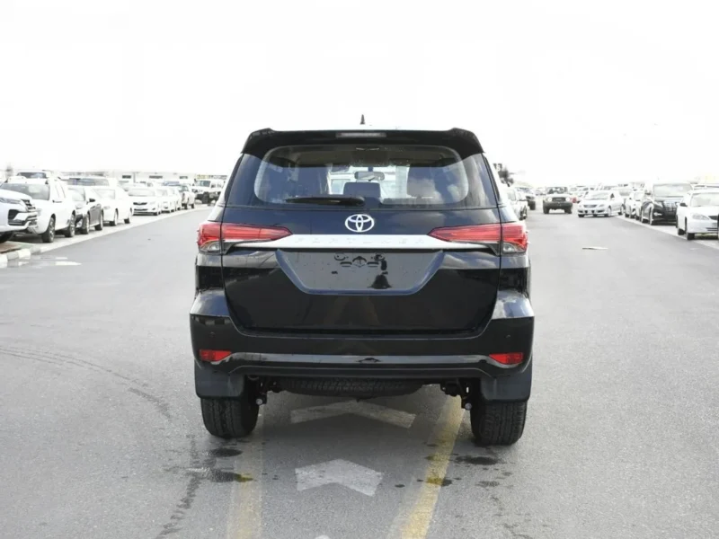 2026 Toyota Fortuner 2.4 Litres V4 Diesel Engine Black Beige SUV GCC Specs Automatic