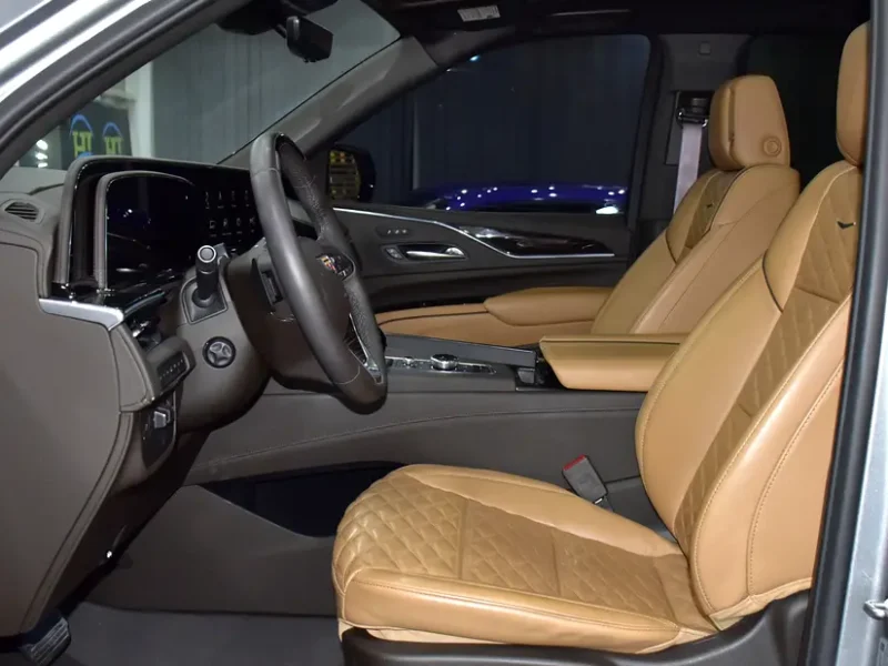 2024 Cadillac Escalade 600 Black Edition 8 Cylinders Petrol Engine Grey Black SUV Automatic