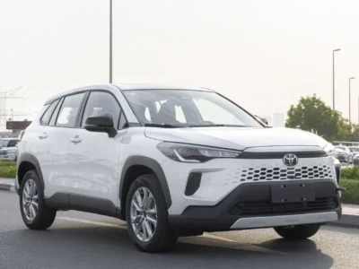 2026 TOYOTA COROLLA CROSS ELITE 2.0 Litres 4-Cylinder Hybrid White Black SUV Chinese Specs