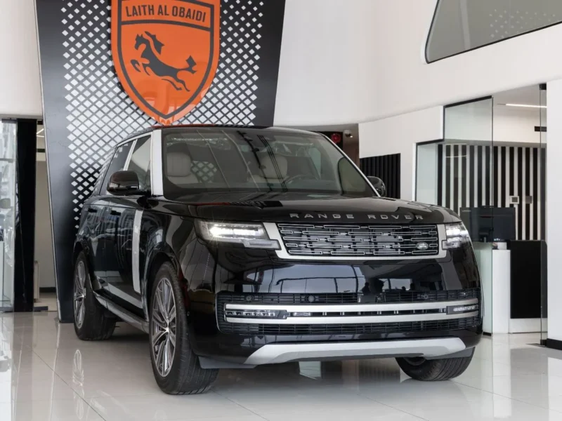 2026 Land Rover Range Rover Vogue SE P360 3.0L Turbocharged V6 Hybrid Engine Black Tan SUV GCC