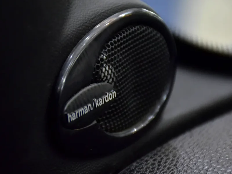 2013 MINI Cooper Cooper S 4 Cylinders Petrol Engine Blue Black Hatchback GCC Specs Automatic