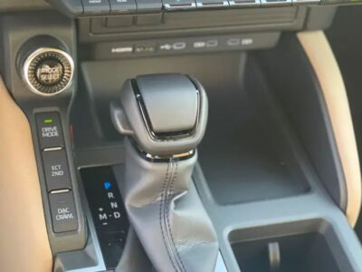 2026 Toyota Prado VXR 2.4 Litres Turbo 4 Cylinders Petrol Engine White Beige SUV GCC Specs Automatic