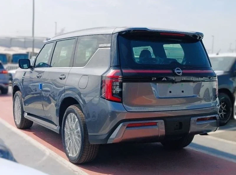 2025 Nissan Patrol LE PLATINUM CITY 3.5 Litres Twin-Turbocharged V6 Engine Grey Red SUV GCC Specs