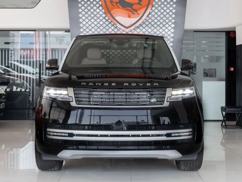2026 Land Rover Range Rover Vogue SE P360 3.0L Turbocharged V6 Hybrid Engine Black Tan SUV GCC