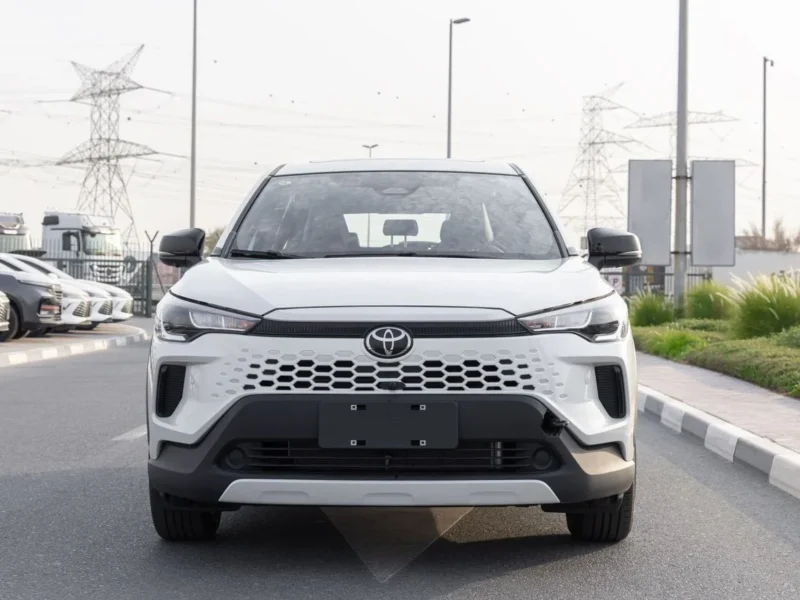 2026 TOYOTA COROLLA CROSS ELITE 2.0 Litres 4-Cylinder Hybrid White Black SUV Chinese Specs