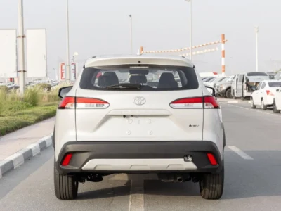 2026 TOYOTA COROLLA CROSS ELITE 2.0 Litres 4-Cylinder Hybrid White Black SUV Chinese Specs