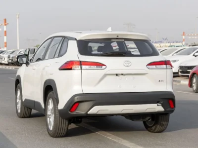 2026 TOYOTA COROLLA CROSS ELITE 2.0 Litres 4-Cylinder Hybrid White Black SUV Chinese Specs