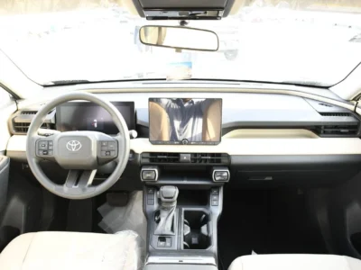 2026 Toyota Rav 4 LE 2.0 Litres V4 Petrol Engine Black Beige Sedan GCC Specs Automatic
