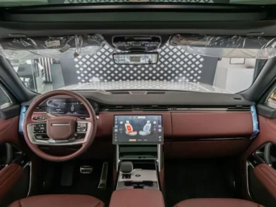 2026 Land Rover Range Rover HSE P400 3.0 Litres V6 Petrol Engine White Maroon SUV GCC Specs