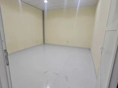 220 sqft SMALL STORAGE WAREHOUSE FOR RENT IN AL QUOZ INDUSTRIAL 3