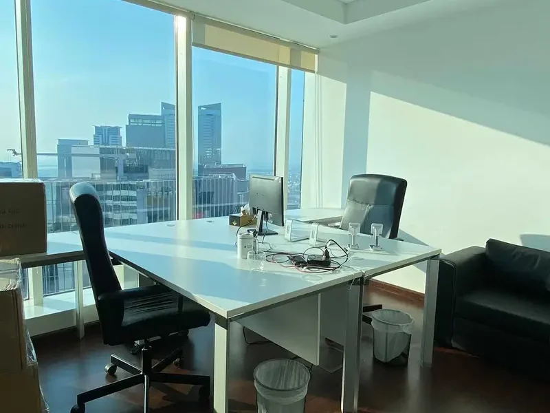 Burlington Business Bay 600 Sq. Ft. Office Impress Your Clients with Stunning 32nd Floor Views