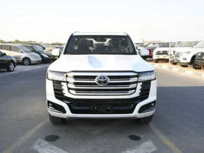 2026 Toyota Land Cruiser GXR 3.5L 6 Cylinders HEV Engine White Black SUV GCC Specs Full Option