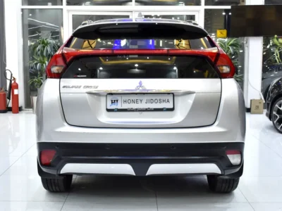 2019 Mitsubishi Eclipse Cross GLX 4 Cylinders Petrol Engine Silver Black SUV GCC Specs Automatic