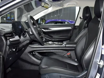 2024 JAC JS6 Comfort 4 Cylinders Petrol Engine Grey Black SUV GCC Specs Automatic