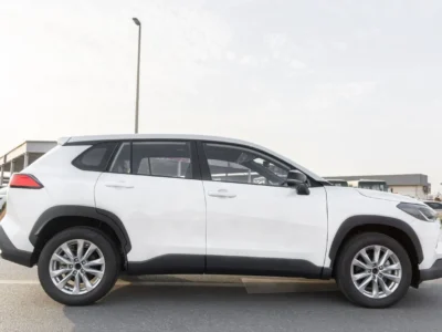 2026 TOYOTA COROLLA CROSS ELITE 2.0 Litres 4-Cylinder Hybrid White Black SUV Chinese Specs