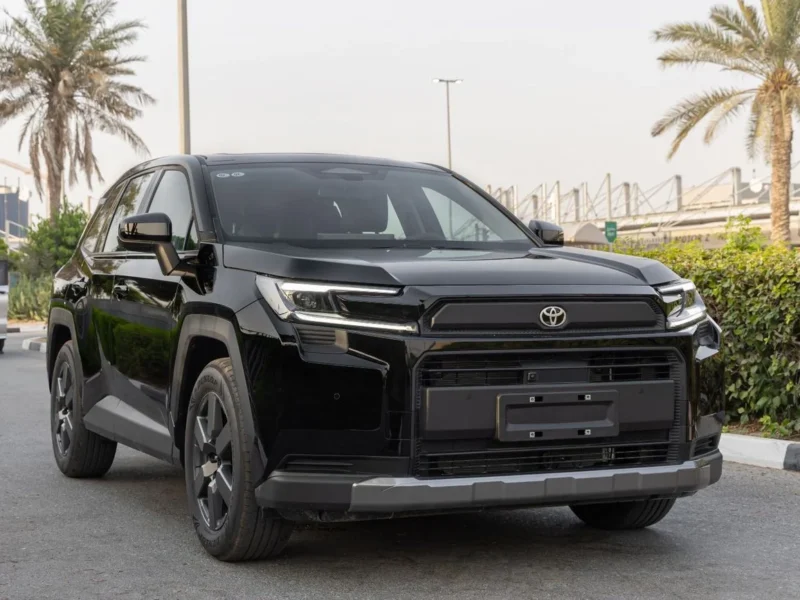 2026 Toyota RAV 4 XSE 2.5 Litres 4 Cylinders Hybrid Engine Black SUV Chinese Specs Full Option