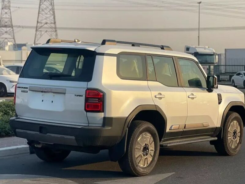 2026 Toyota Prado VXR 2.4 Litres Turbo 4 Cylinders Petrol Engine White Beige SUV GCC Specs Automatic