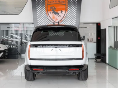 2026 Land Rover Range Rover HSE P400 3.0 Litres V6 Petrol Engine White Maroon SUV GCC Specs