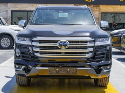 2026 Toyota Land Cruiser VXR 3.5-liter Twin-Turbocharged V6 Petrol Engine Black Red SUV GCC Specs