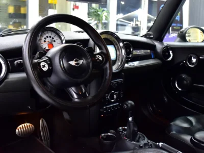 2013 MINI Cooper Cooper S 4 Cylinders Petrol Engine Blue Black Hatchback GCC Specs Automatic