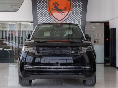 2026 Land Rover Range Rover HSE P530 Vogue Black Edition 4.4 L V8 Hybrid Engine Black Beige SUV GCC