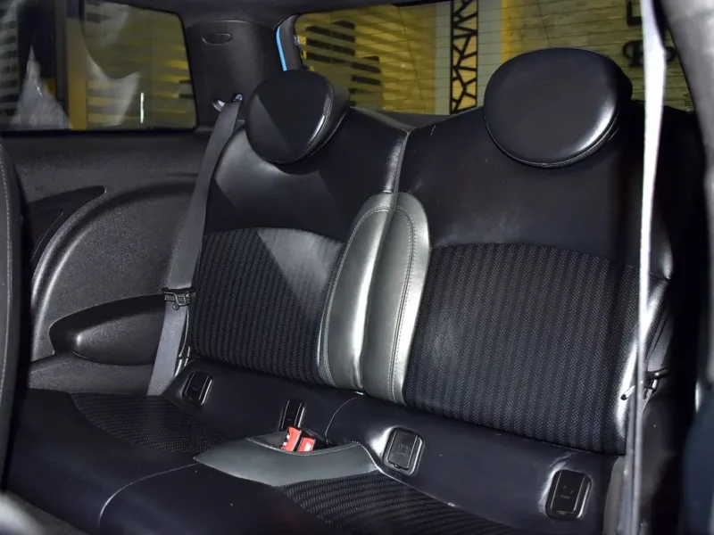 2013 MINI Cooper Cooper S 4 Cylinders Petrol Engine Blue Black Hatchback GCC Specs Automatic