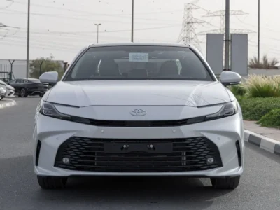 2026 Toyota Camry LE 2.5 Litres 4 Cylinders Hybrid Engine White Beige Sedan GCC Specs