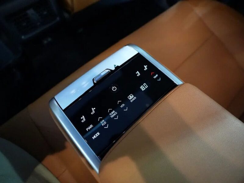 2025 Toyota Camry Lumiere HYBRID 2.5-liter 4-Cylinder Engine Red Tan Sedan GCC Specs Automatic