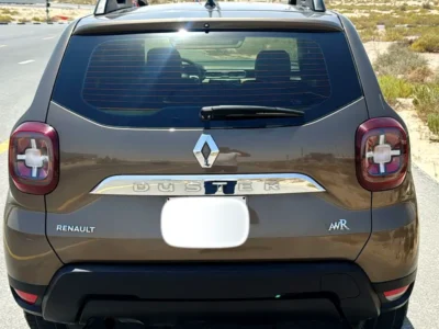 2019 Renault Duster SE 4 Cylinders Petrol Engine Grey Beige SUV GCC Specs Automatic