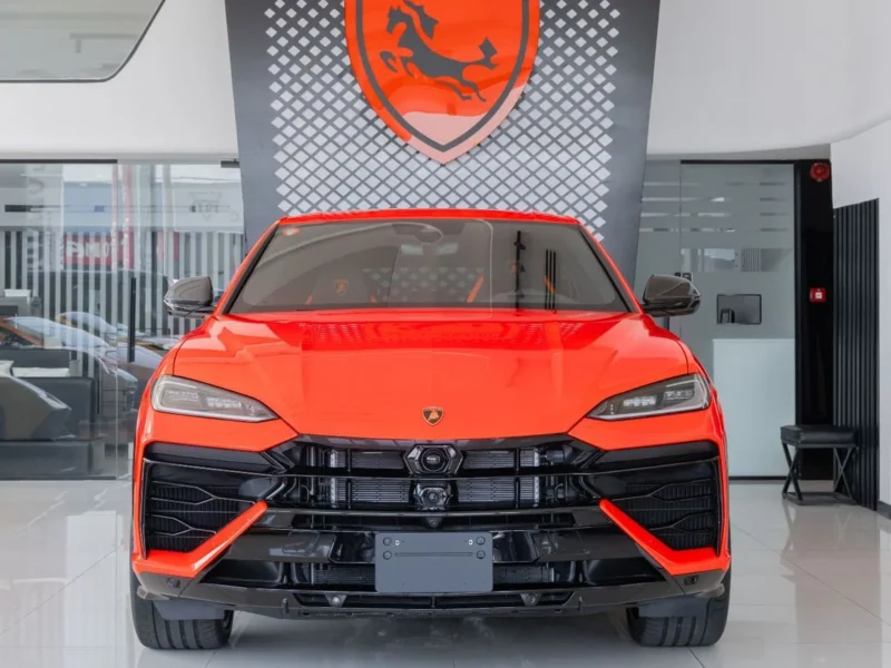 2025 Lamborghini Urus SE 4.0L 8 Cylinders Petrol Engine Orange Black SUV FULL CARBON FIBER