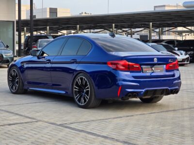 2020 BMW M5 4.4-liter twin-turbo V8 Petrol Engine Blue White Sedan Korean Specs Automatic
