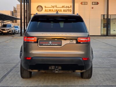 2018 Land Rover Discovery 3.0 Litres V6 Supercharged Petrol Engine Grey Tan SUV Automatic