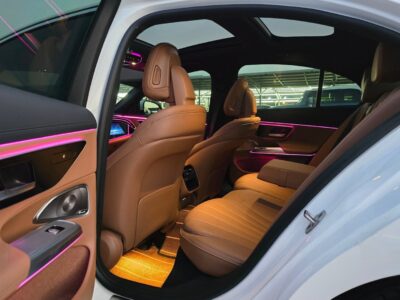 2024 Mercedes-Benz E300 4MATIC 2.0-liter Turbocharged 4-cylinder Hybrid Engine White Tan Sedan