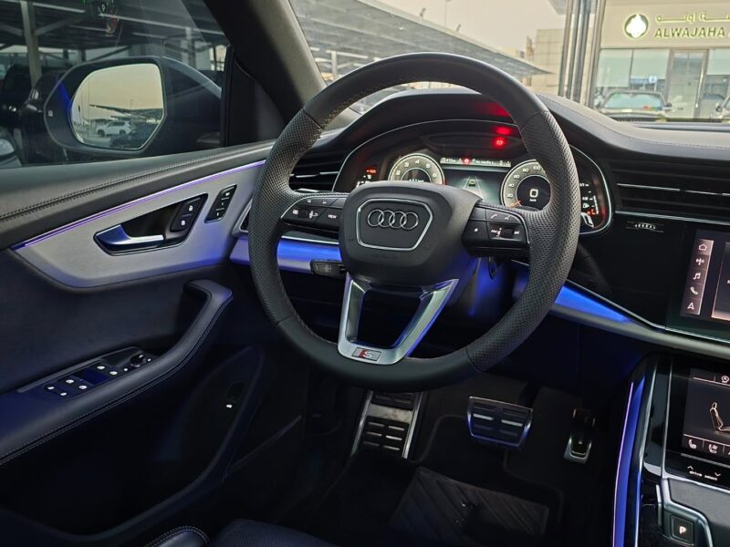 2023 Audi Q8 55 TFSI quattro 3.0L V6 Turbocharged Petrol Engine Blue Black SUV Korean Specs