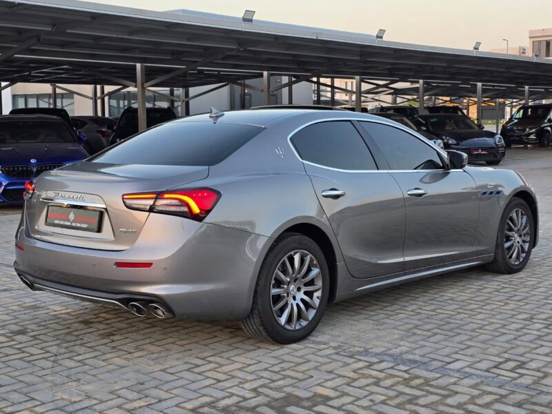 2022 Maserati Ghibli 3.0 Litres Turbo V6 Petrol Engine Grey Tan Sedan GCC Specs Automatic