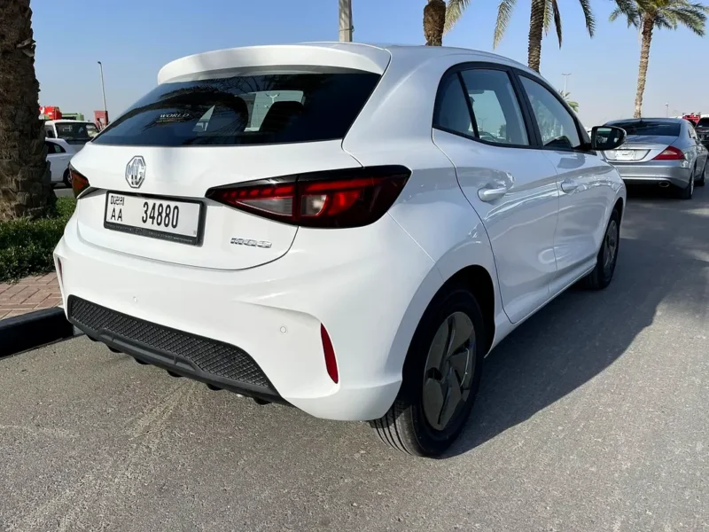 2024 MG MG3 Standard 4 Cylinders Petrol Engine White Grey Hatchback GCC Specs Automatic