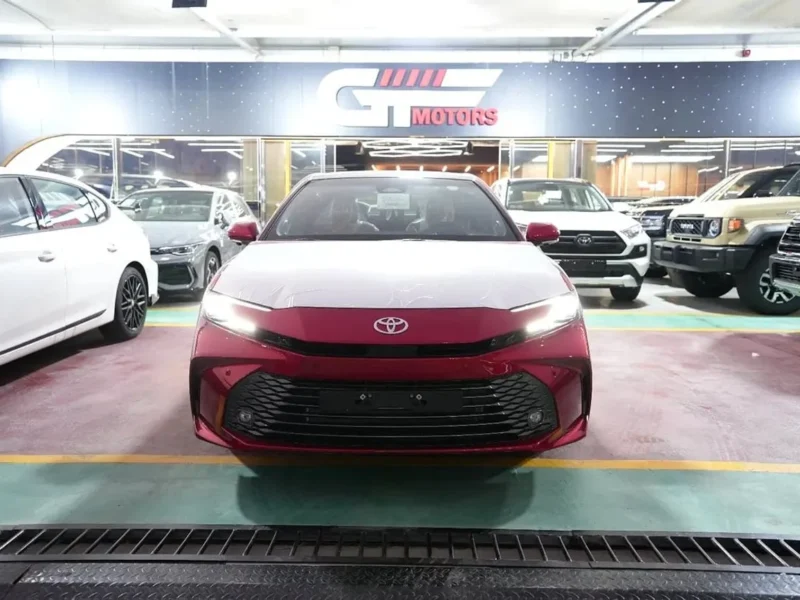 2025 Toyota Camry Lumiere HYBRID 2.5-liter 4-Cylinder Engine Red Tan Sedan GCC Specs Automatic