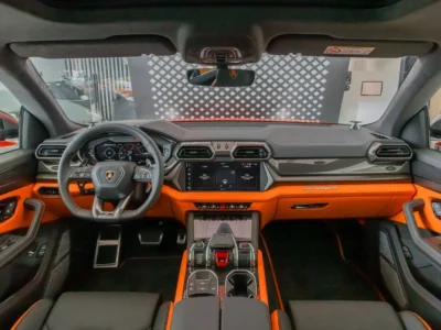 2025 Lamborghini Urus SE 4.0L 8 Cylinders Petrol Engine Orange Black SUV FULL CARBON FIBER