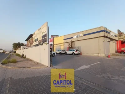 370 sqft Al Quoz 4 Secure Flexible Storage Solutions for Your Business