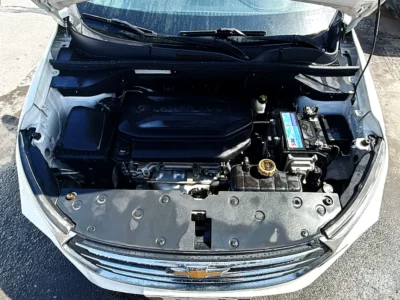 2022 Chevrolet Groove LT 4 Cylinders Petrol Engine White Black SUV GCC Specs Automatic