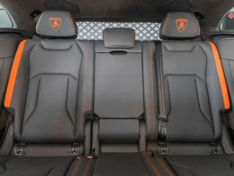 2025 Lamborghini Urus SE 4.0L 8 Cylinders Petrol Engine Orange Black SUV FULL CARBON FIBER