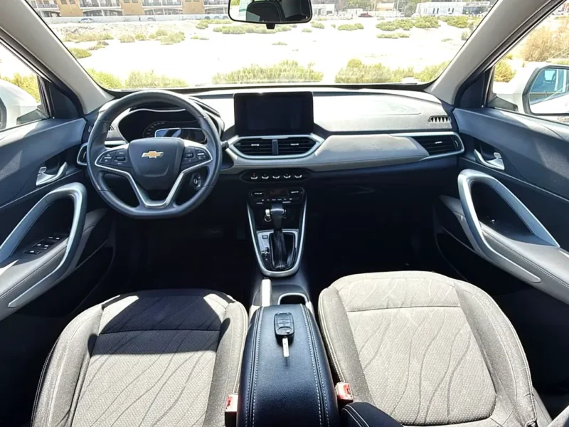 2022 Chevrolet Groove LT 4 Cylinders Petrol Engine White Black SUV GCC Specs Automatic