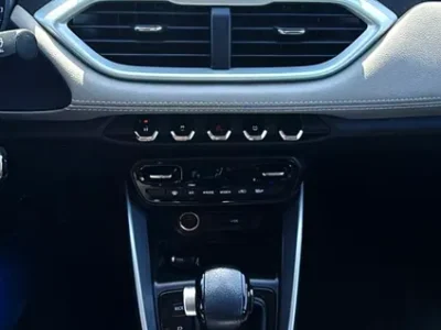2022 Chevrolet Groove LT 4 Cylinders Petrol Engine White Black SUV GCC Specs Automatic