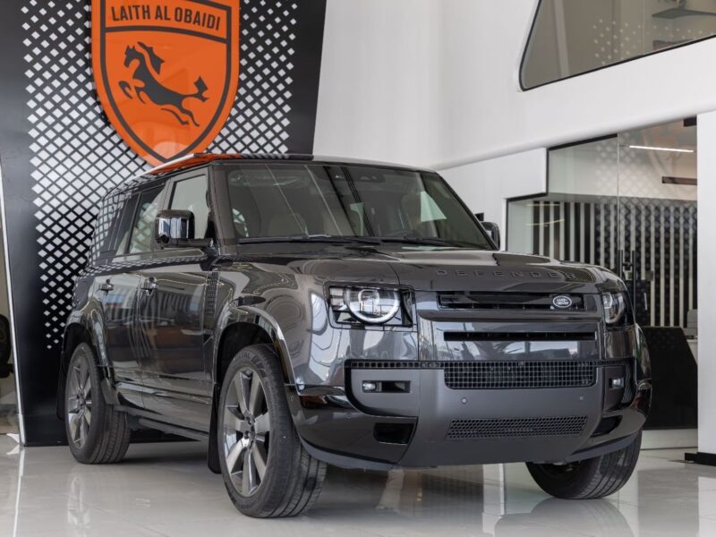 2026 Land Rover Defender 110 X-Dynamic HSE P400 4.0L 6 Cylinders Engine Dark Grey Tan SUV