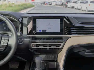2026 Toyota Camry LE 2.5 Litres 4 Cylinders Hybrid Engine White Beige Sedan GCC Specs